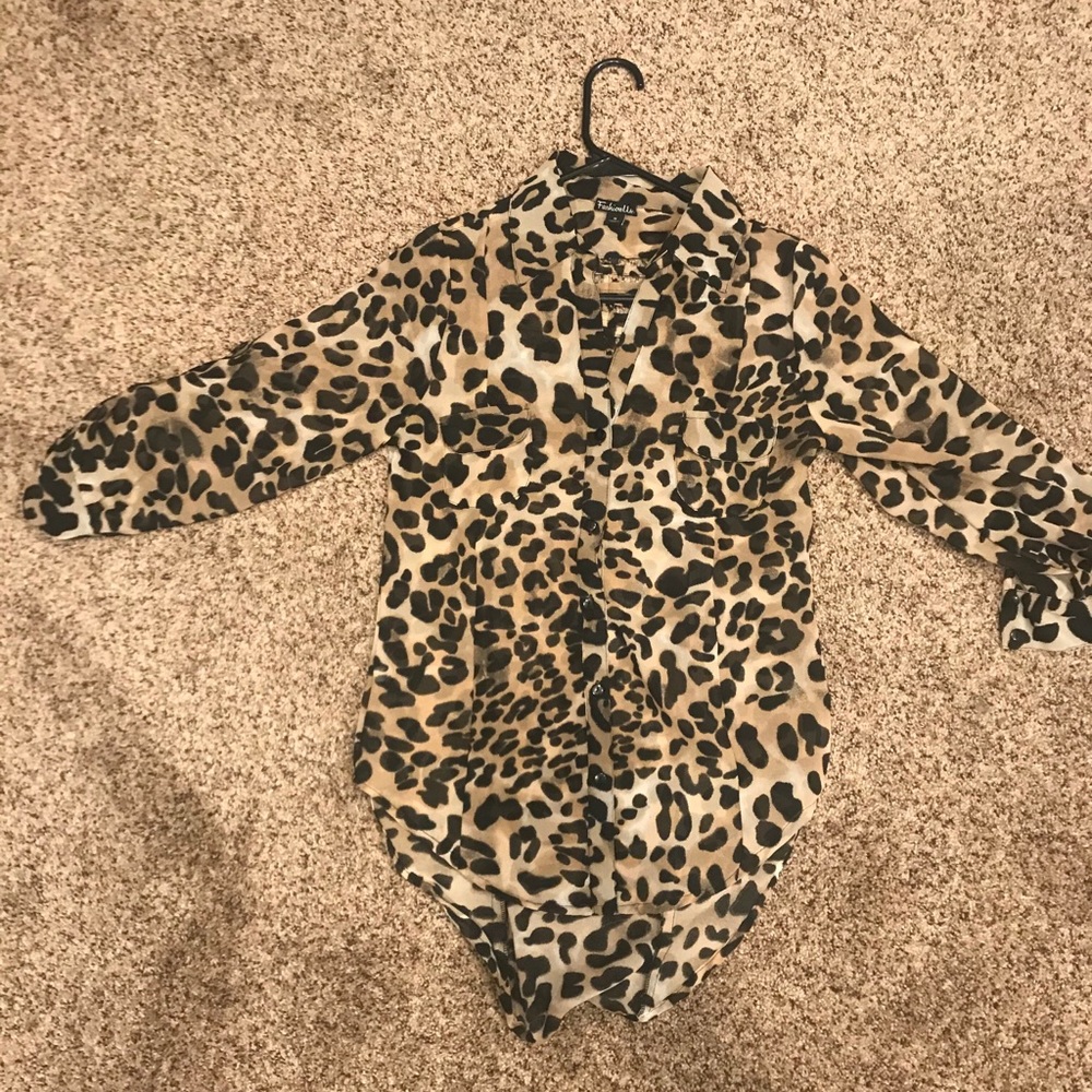Leopard Hi-Low Top